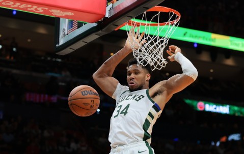 虎扑球迷-NBA彩经：卡位战掘金击败湖人 黄蜂客场蜇伤马刺 快船轻取国王