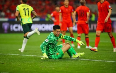 虎扑NBA-愤怒！韩媒晒王钰栋哭泣图：无法代替伊朗进世界杯 中国队绝望